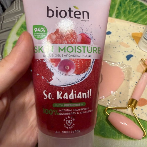 Facial Care Set complete, new with Bioten, Cerave, jade roller