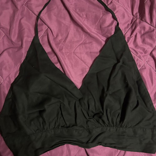 Black triangle top size M like new