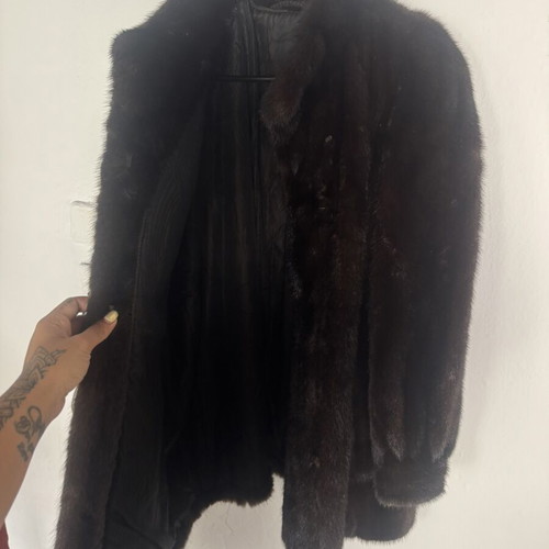 Mink fur coat from Kastoria like new, black, sizes M-L
