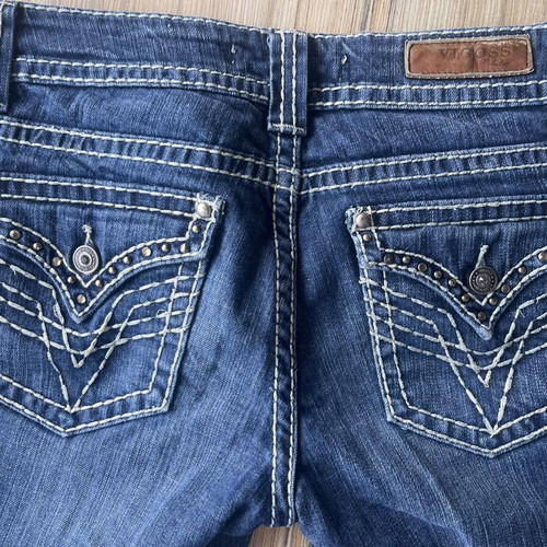 Y2K Capris Size S/M Like New with Detailed Back Pockets