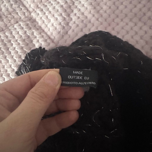 Black knit cap used for women and men