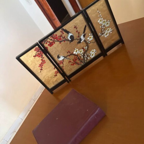 Chinese decorative tabletop screen like new, 1985