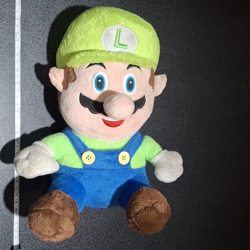 Super Mario Luigi plush toy 33cm used, Nintendo Simba
