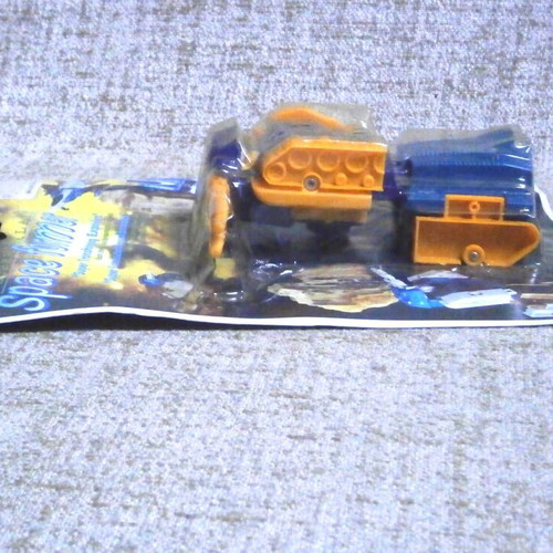 Super Galaxy Space Former tank bootleg transformer vintage