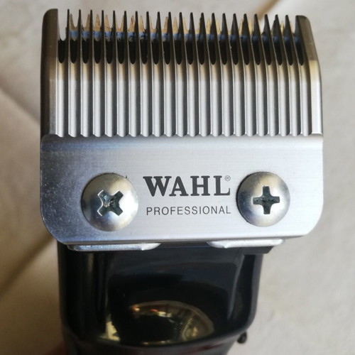 Wahl professional hair clipper like new with accessories