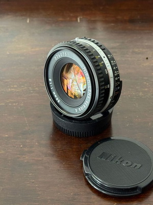 Nikon 50mm Pancake Series E lens like new