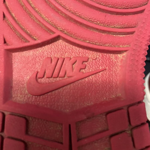 Nike Air Jordan 1 Low Bred Toe sneakers size 40 like new
