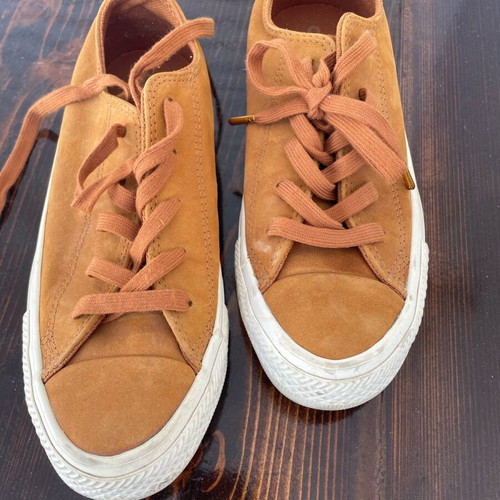 All Star Converse leather sneakers like new, brown, size 35