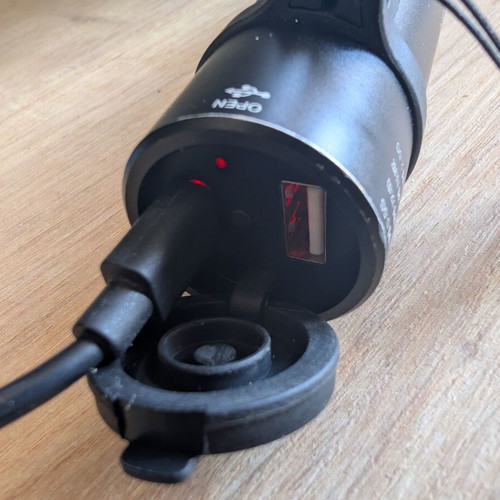 NexTool Thunder Flashlight NE20030 used, 1000 Lumens, camping light & power bank