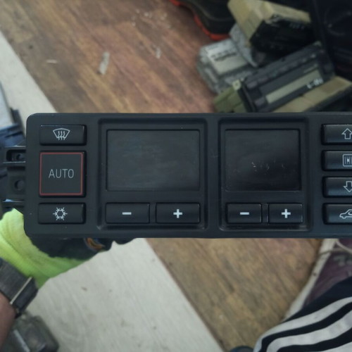 Audi A4 A3 B5 climate control panel 8L0 820 043 B 1994-2001