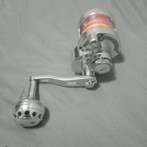 Uno Aiko left-handed fishing reel lightly used