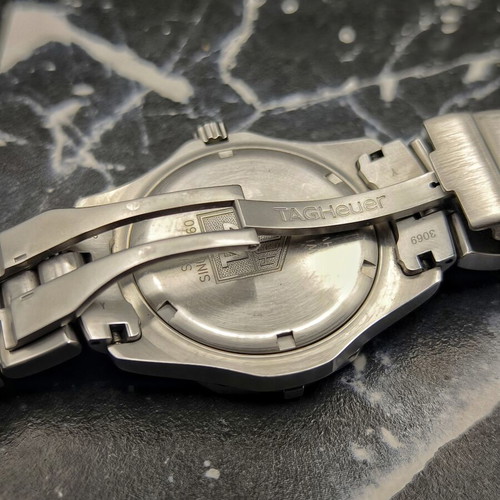 TAG Heuer Professional 200M WN1110 quartz watch