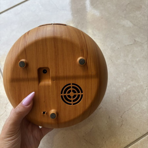 Aromatherapy diffuser with LED light and timer