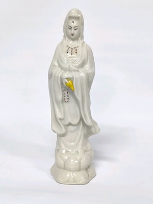 Chinese porcelain figurine new 26×08