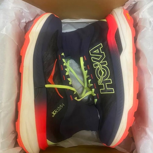 Hoka Tecton X3 running shoes like new, size 44.5, blue