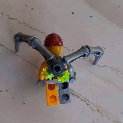 Spyclops LEGO Ultra Agents like new from set 70166 2015