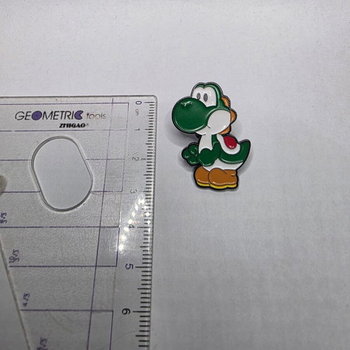 Super Mario pins set with Donkey Kong, Bowser & Yoshi new