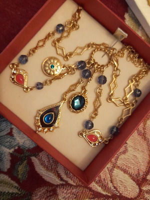 Galerie Tsangarakis luxury ethnic jewelry set new, gold plated necklace and earrings