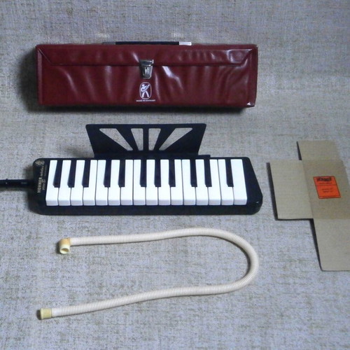 Hohner Melodica Piano 27 Vintage Made in Germany New with Case