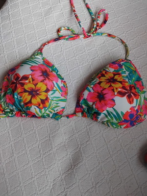Super bikini like new, colorful, size L