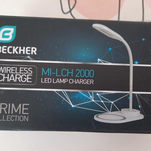 Beckher MI-LCH 2000 LED desk lamp with wireless phone charger, like new