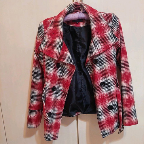 Women's red checkered coat like new, size S, brand Pumpkin