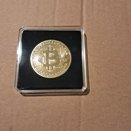 Collectible Bitcoin gold coin in case with certificate 24K new