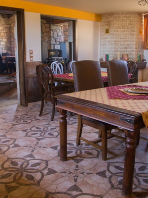 Monastic style dining set used, 4 to 6 seats, mahogany