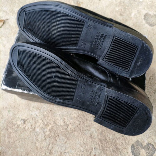 Leather scarponi shoes new, size 46, black