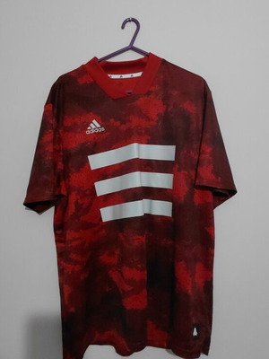 Adidas shirt size L like new, red