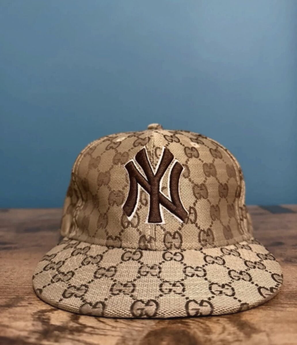 Gucci New Era cap like new, 59.7 cm, brown - € 60,00 - Vendora.cy