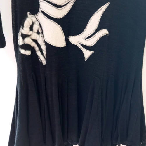 Dress black with white thin wool like new, tight fit