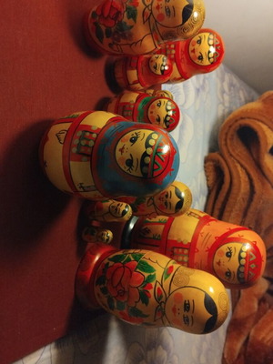 Matrioska original made in Russia 1985, genuine, 12 pieces, like new
