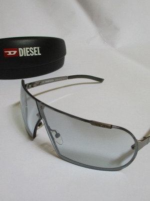 Diesel Logklone sunglasses used, black and silver, metal frame