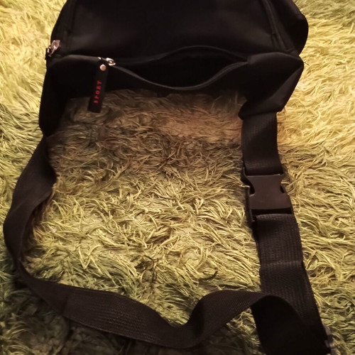 Sports shoulder bag like new, black