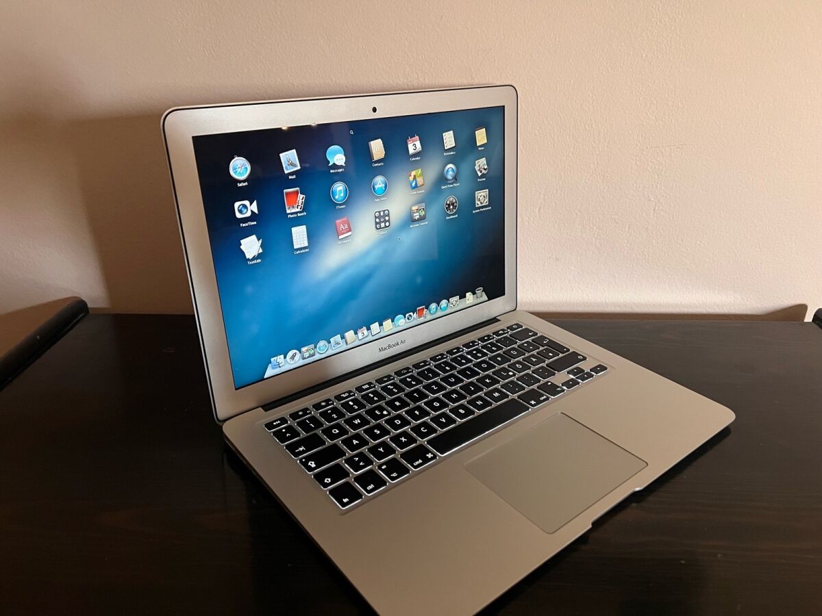 Apple MacBook Air シルバー 2012 2012 MacBook Air 13 inch | eBay