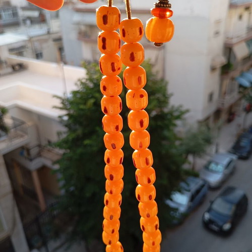 Mastic Sountourous beads from Syria like new, 31+2 beads 40.5gr