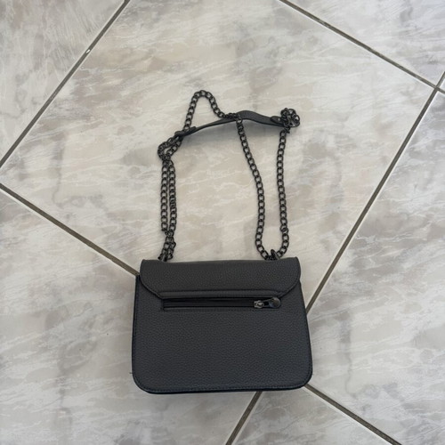 Shoulder bag like new, no defects