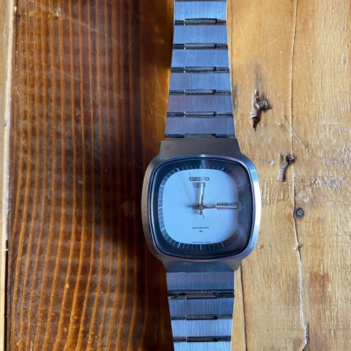 Seiko Automatic vintage watch used, 7009 movement, gray