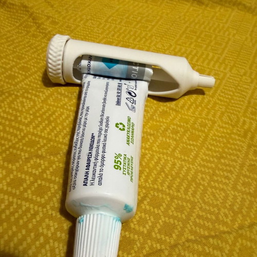 Toothpaste tube squeezer new