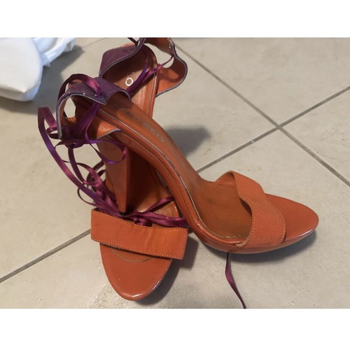 Sandal used, orange and fuchsia with satin laces, size 39