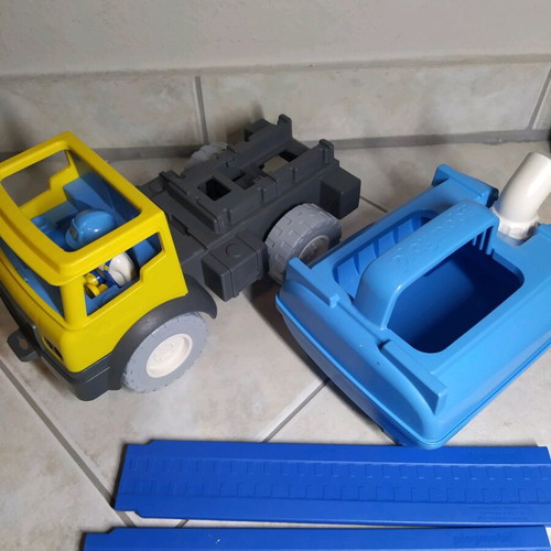 Playmobil Water Tank Truck 9144 like new