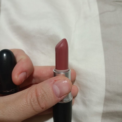 Mac Mehr Matte Lipstick like new