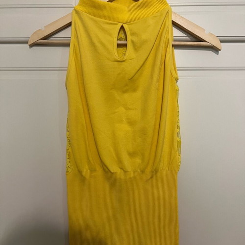 Sleeveless top like new, yellow, size S