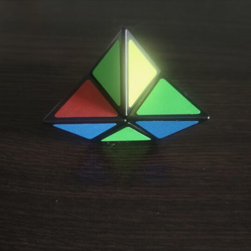Pyramid Rubik's puzzle like new