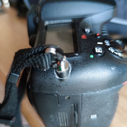 Nikon D7200 camera kit with 35mm f/1.8 lens