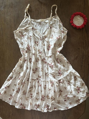 Stradivarius mini dress floral boho with shiny buttons new