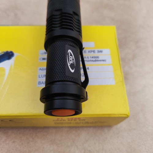 Waterproof flashlight like new