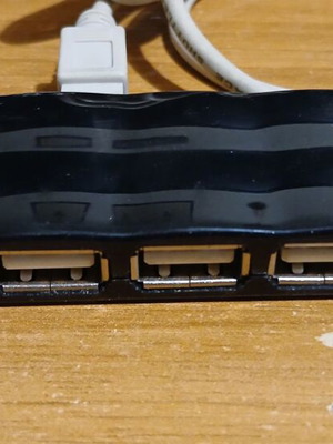 USB 2 Hub 4 θέσεων σαν καινούργιο