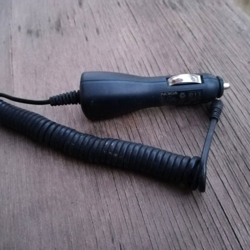 Nokia DC4 Car Charger like new